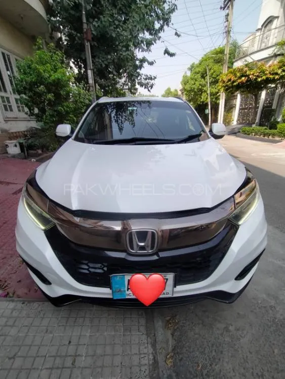 Honda Vezel 2015 for Sale in Faisalabad Image-1