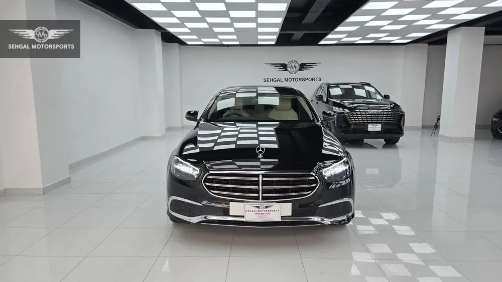 مرسڈیز بینز ای کلاس 2021 for Sale in اسلام آباد Image-1