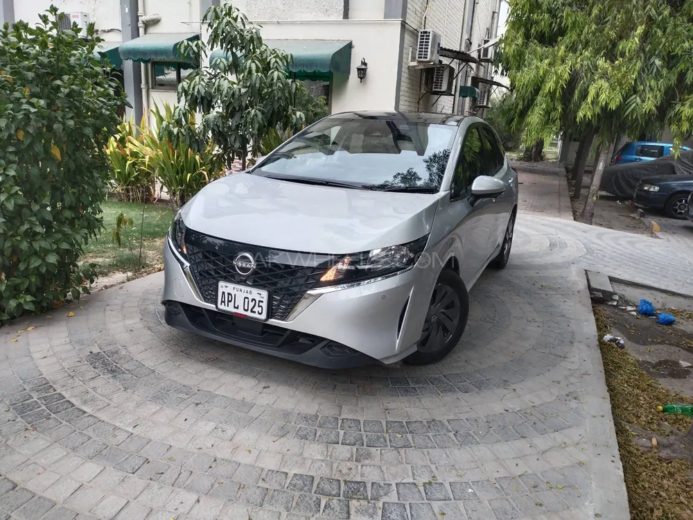 Nissan Note 2022 for Sale in Lahore Image-1