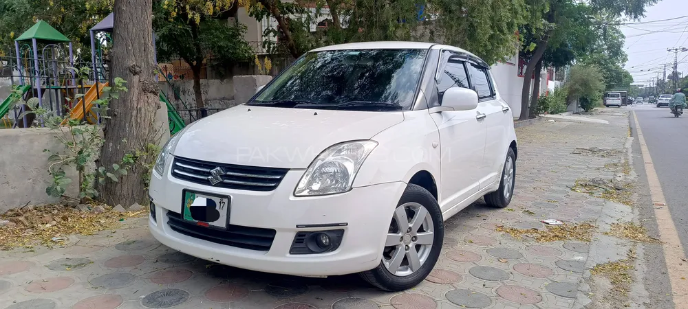 Suzuki Swift 2017 for Sale in Lahore Image-1
