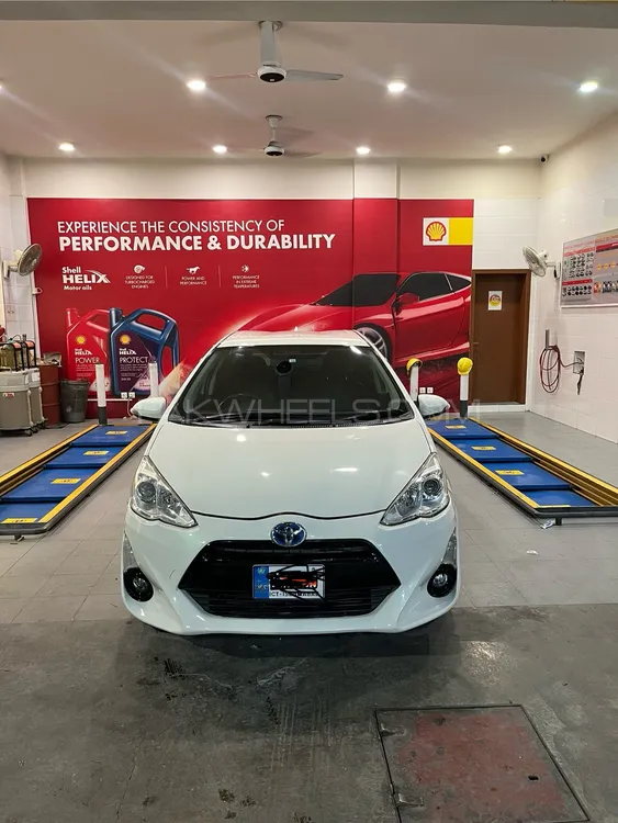 Toyota Aqua 2016 for Sale in Islamabad Image-1