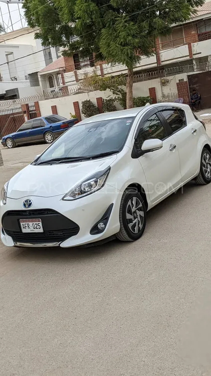 Toyota Aqua 2021 for Sale in Karachi Image-1