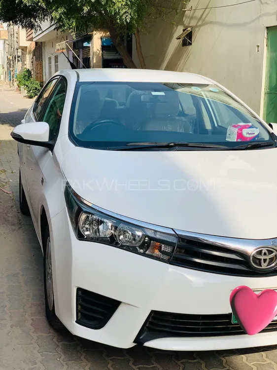 Toyota Corolla 2015 for Sale in Okara Image-1