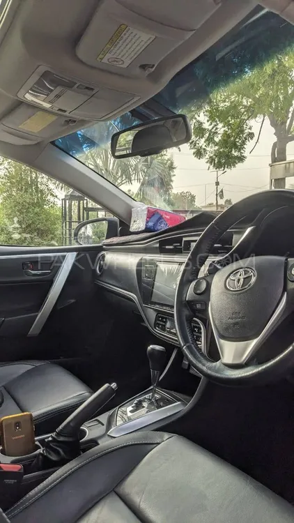 Toyota Corolla 2022 for Sale in Larkana Image-1