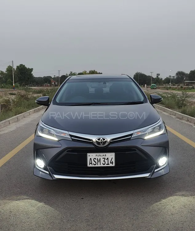 Toyota Corolla 2023 for Sale in Pir mahal Image-1
