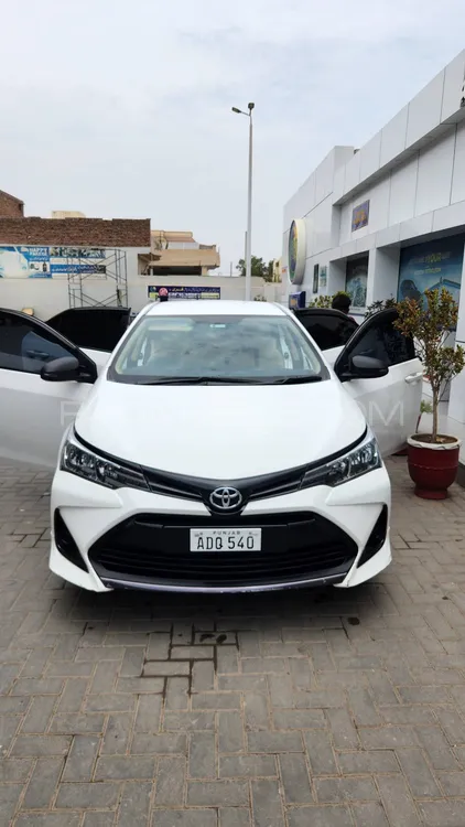 Toyota Corolla 2021 for Sale in Multan Image-1