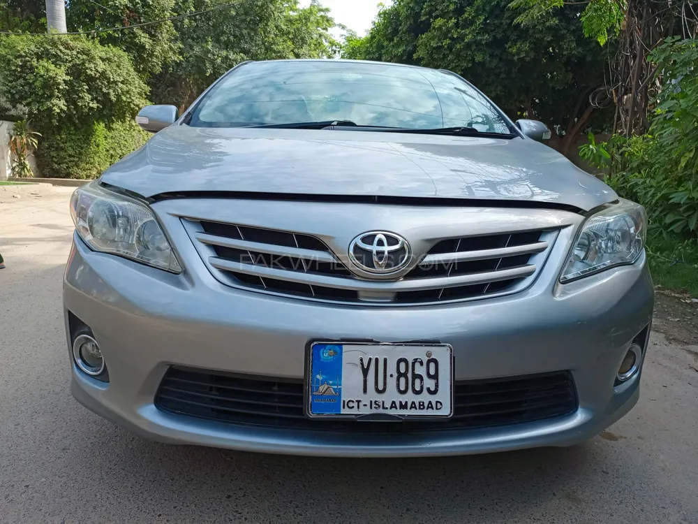 Toyota Corolla 2013 for Sale in Lahore Image-1
