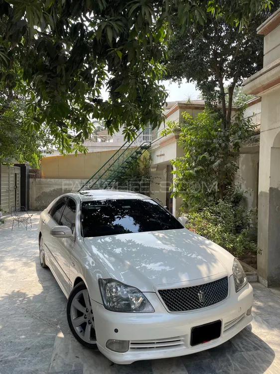 Toyota Crown 2004 for Sale in Sargodha Image-1
