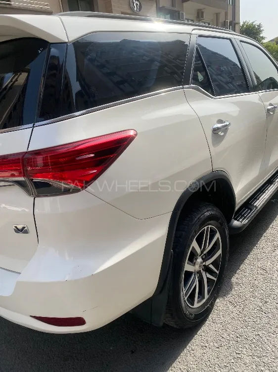 Toyota Fortuner 2021 for Sale in Lahore Image-1