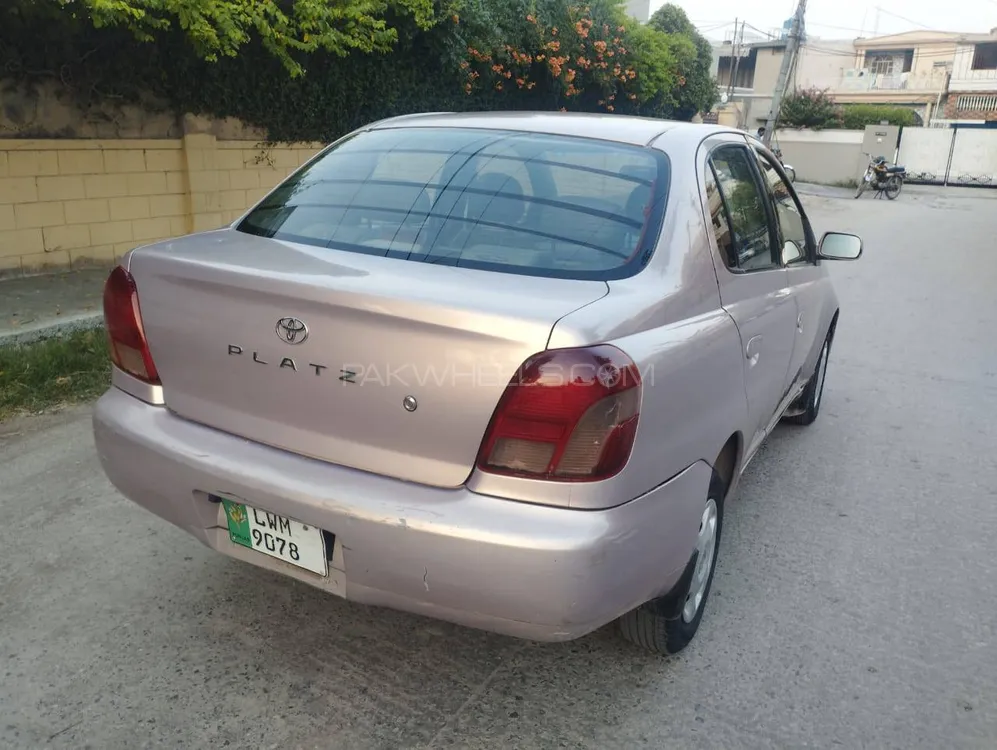 Toyota Platz 2001 for Sale in Rawalpindi Image-1
