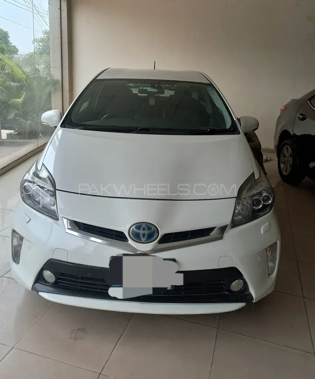 Toyota Prius 2013 for Sale in Gujranwala Image-1