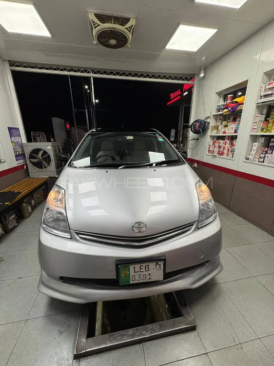Toyota Prius 2011 for Sale in Faisalabad Image-1