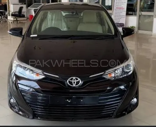 Toyota Yaris Sedan 2024 for Sale in Karachi Image-1
