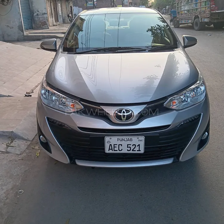 Toyota Yaris Sedan 2021 for Sale in Lahore Image-1