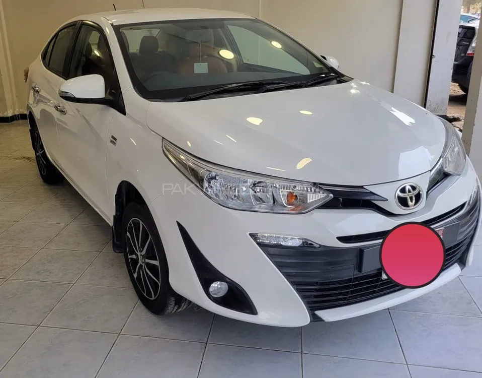 Toyota Yaris Sedan 2022 for Sale in Karachi Image-1