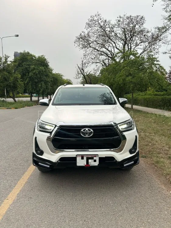 Toyota Hilux 2023 for Sale in Multan Image-1
