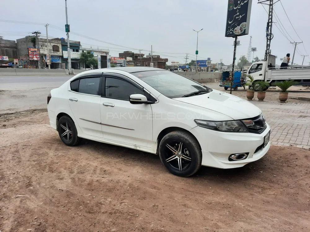 Honda City 2019 for Sale in Lahore Image-1