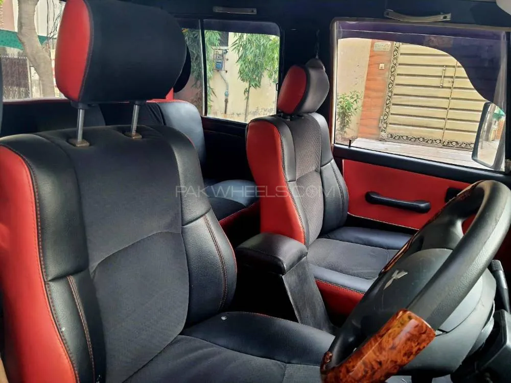 Mitsubishi Pajero 1984 for Sale in Lahore Image-1