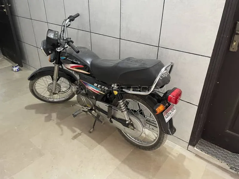 Pak Hero RF 70 2004 for Sale Image-1