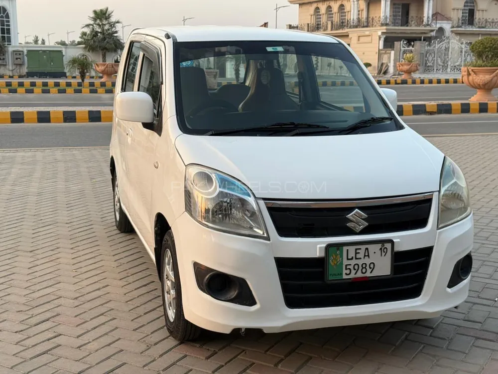 سبارو ڈیاس ویگن 2019 for Sale in لاہور Image-1