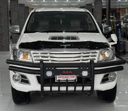 Toyota Hilux D-4D Automatic 2012 for Sale