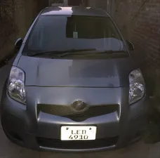 Toyota Vitz F 1.0 2009 for Sale
