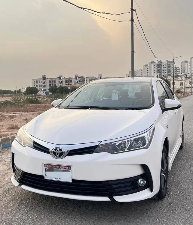 Toyota Corolla 2019 for Sale in Karachi Image-1