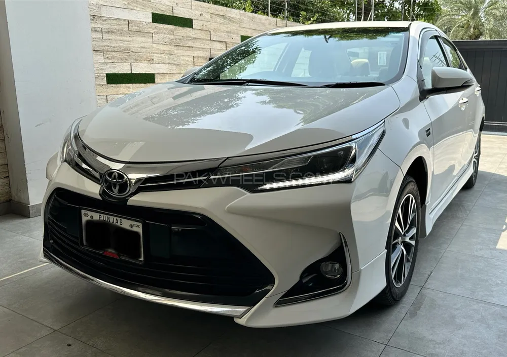 Toyota Corolla 2021 for Sale in Lahore Image-1
