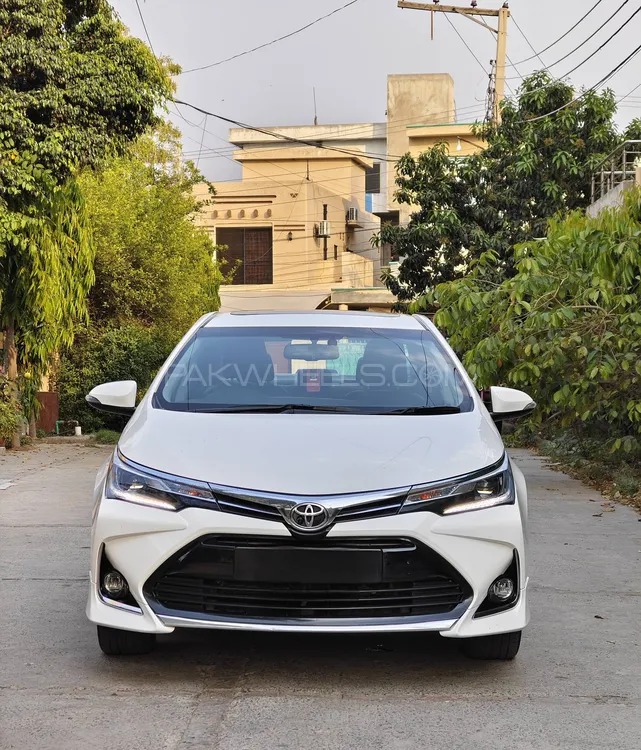 Toyota Corolla 2021 for Sale in Lahore Image-1