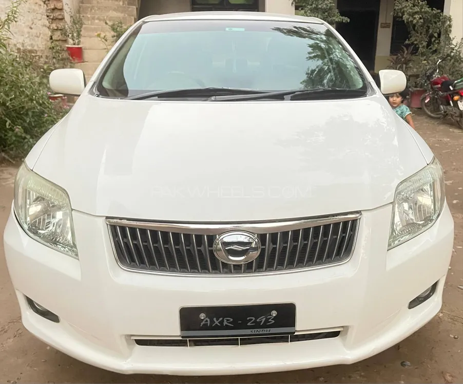 Toyota Corolla Axio 2007 for Sale in Islamabad Image-1
