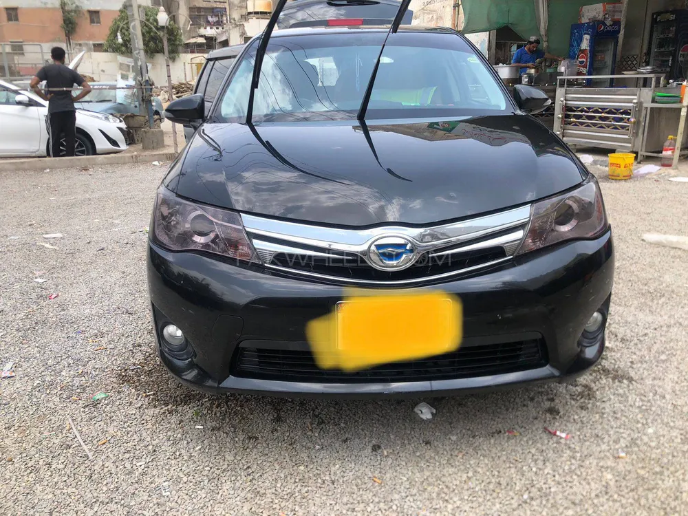 Toyota Corolla Fielder 2014 for Sale in Karachi Image-1