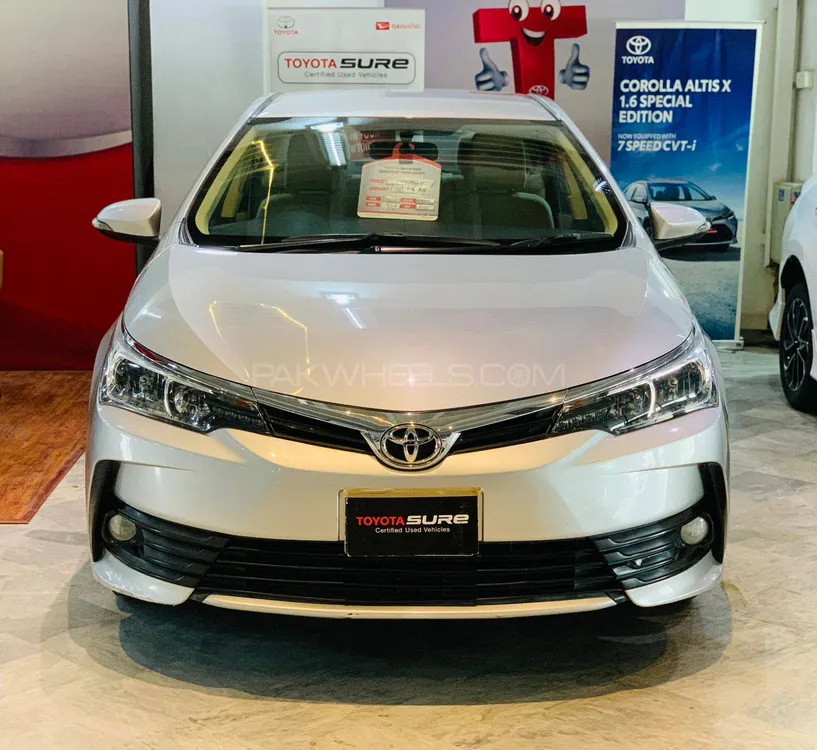 Toyota Corolla 2019 for Sale in Islamabad Image-1