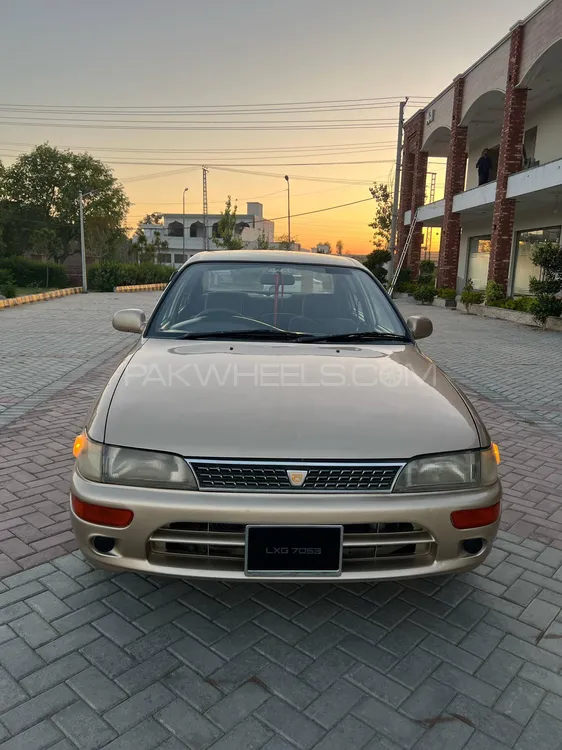 Toyota Corolla 1998 for Sale in Mardan Image-1