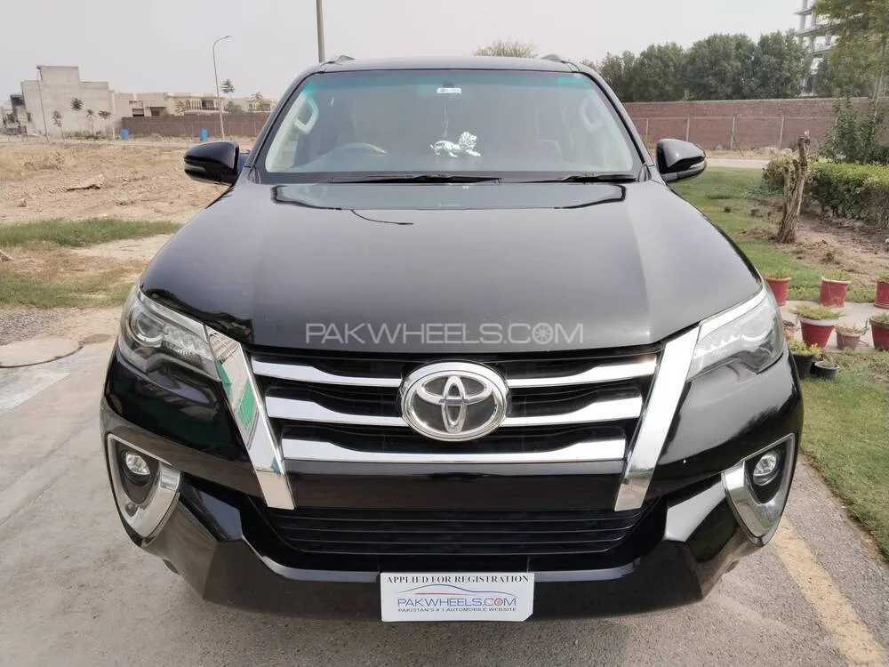 Toyota Fortuner 2018 for Sale in Lahore Image-1