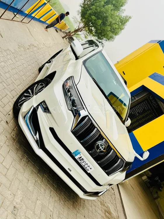 Toyota Prado 2011 for Sale in Islamabad Image-1