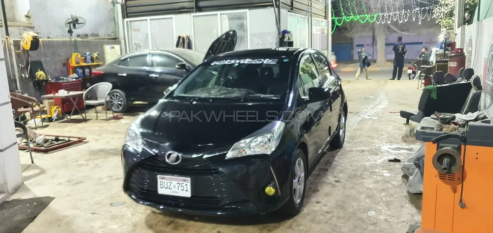 Toyota Vitz 2018 for Sale in Karachi Image-1