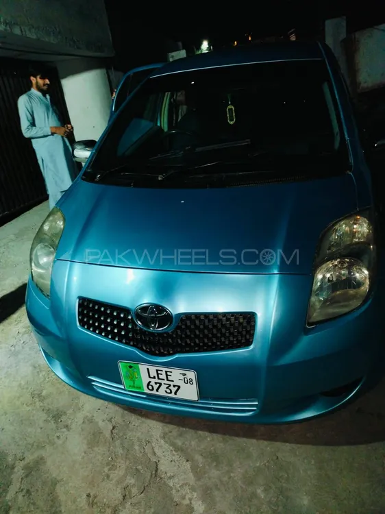 Toyota Vitz 2005 for Sale in Islamabad Image-1