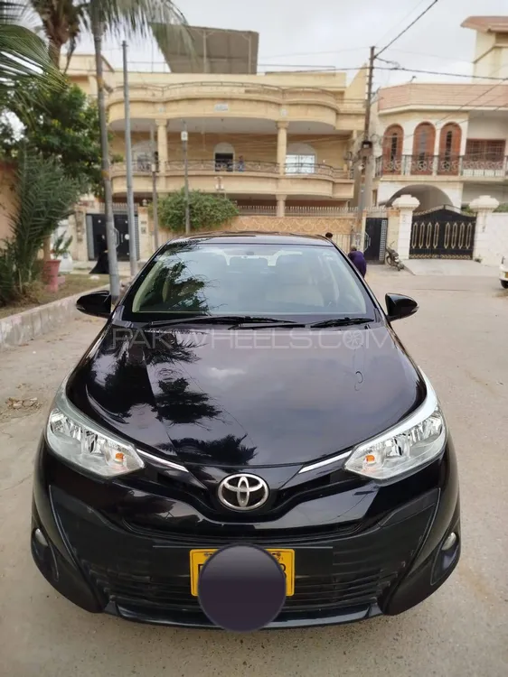 Toyota Yaris Sedan 2021 for Sale in Karachi Image-1
