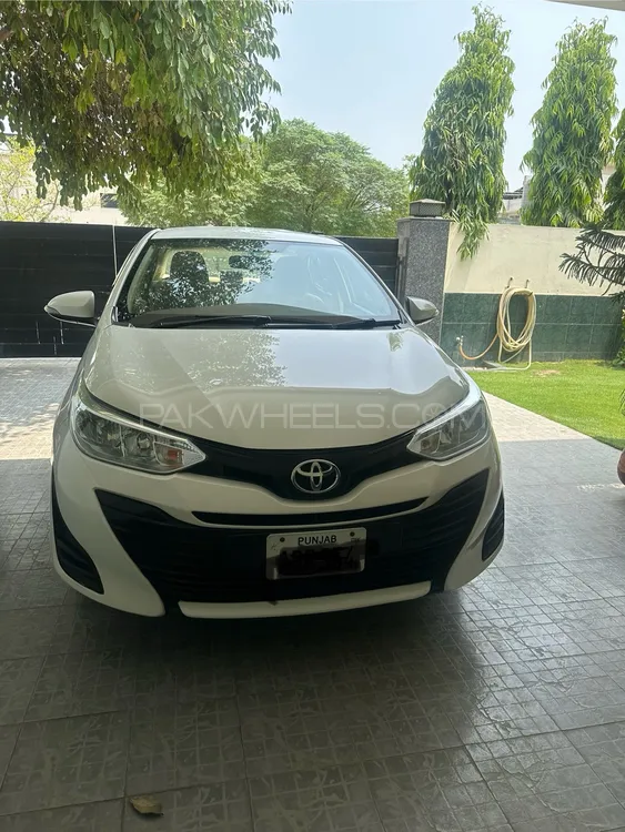 Toyota Yaris Sedan 2021 for Sale in Lahore Image-1