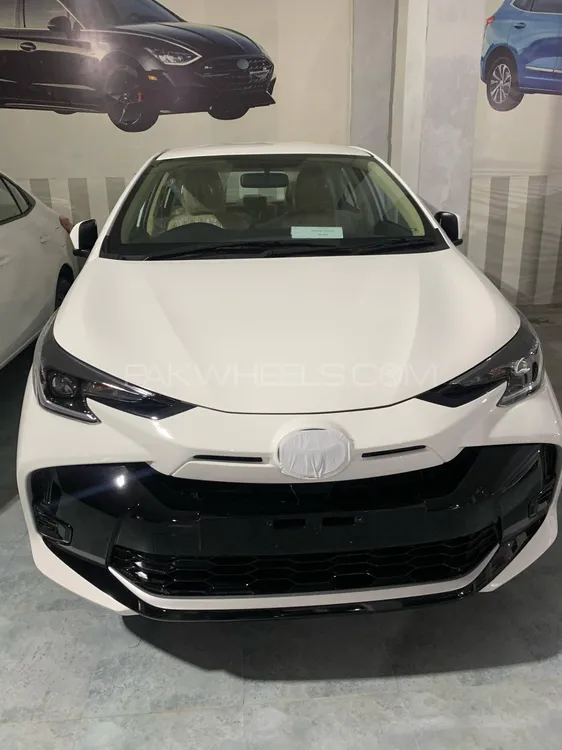 Toyota Yaris Sedan 2025 for Sale in Lahore Image-1
