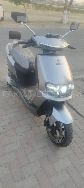 Evee C1 2025 for Sale Image-1