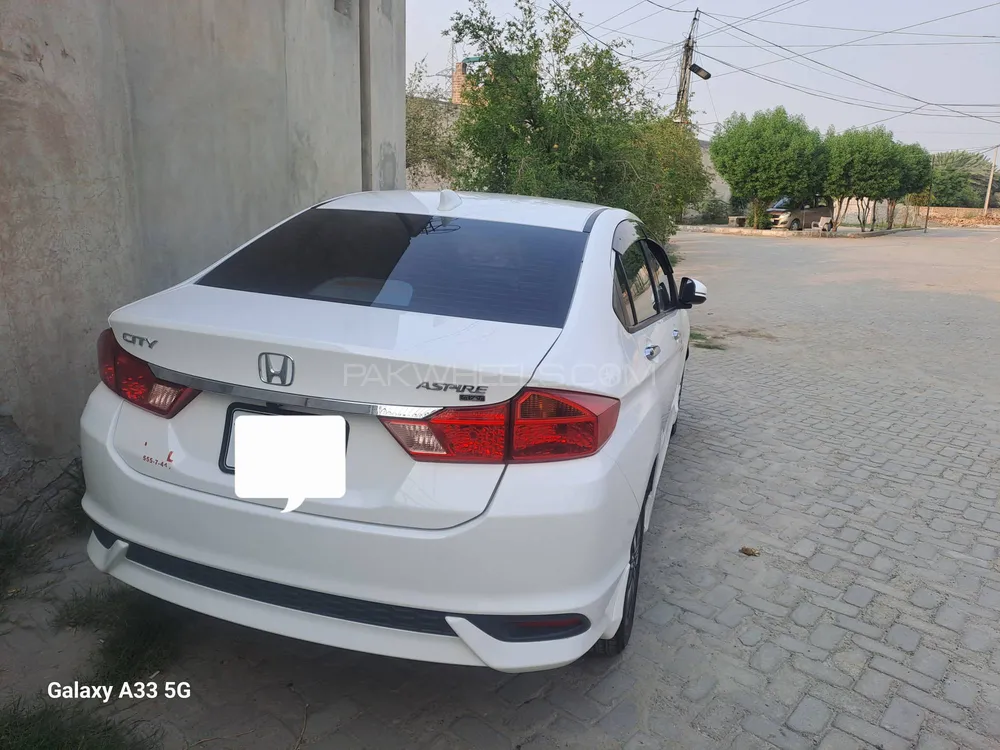 Honda City 2024 for Sale in Chichawatni Image-1