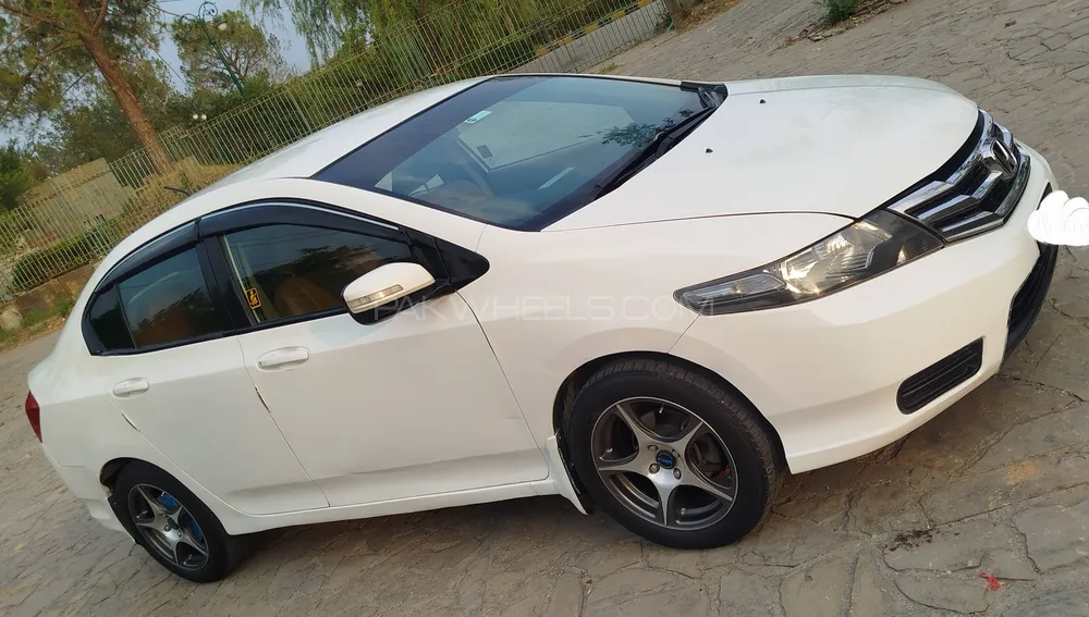 Honda City 2015 for Sale in Islamabad Image-1