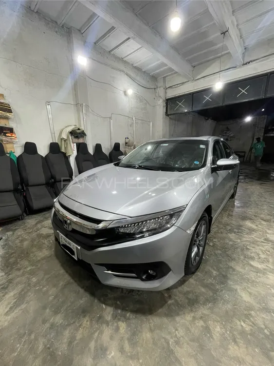Honda Civic 2020 for Sale in Lahore Image-1