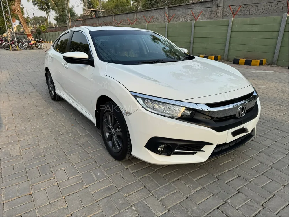 Honda Civic 2021 for Sale in Peshawar Image-1
