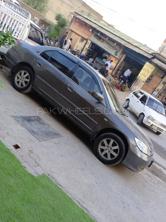 Honda Civic 2004 for Sale in Rawalpindi Image-1
