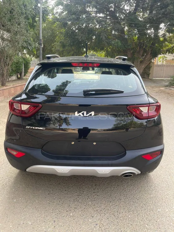 KIA Stonic 2025 for Sale in Karachi Image-1