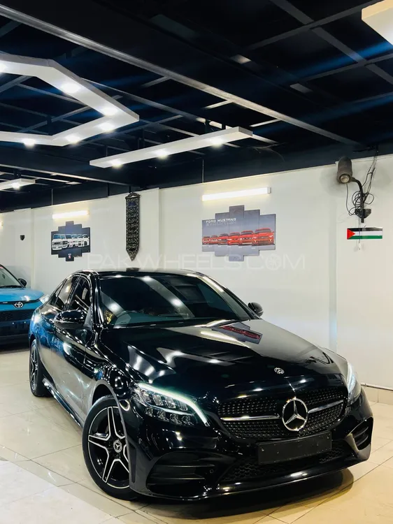 Mercedes Benz C Class 2021 for Sale in Karachi Image-1