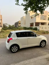 Suzuki Swift DLX Automatic 1.3 Navigation 2019 for Sale