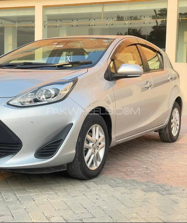 Toyota Aqua 2020 for Sale in Islamabad Image-1